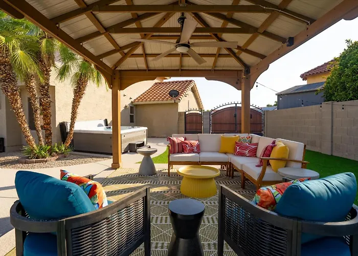 Sleeps 16 Sport Court Heated Pool Putt Putt Peoria