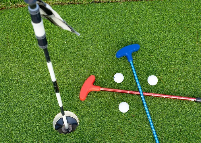 Sleeps 16 Sport Court Heated Pool Putt Putt